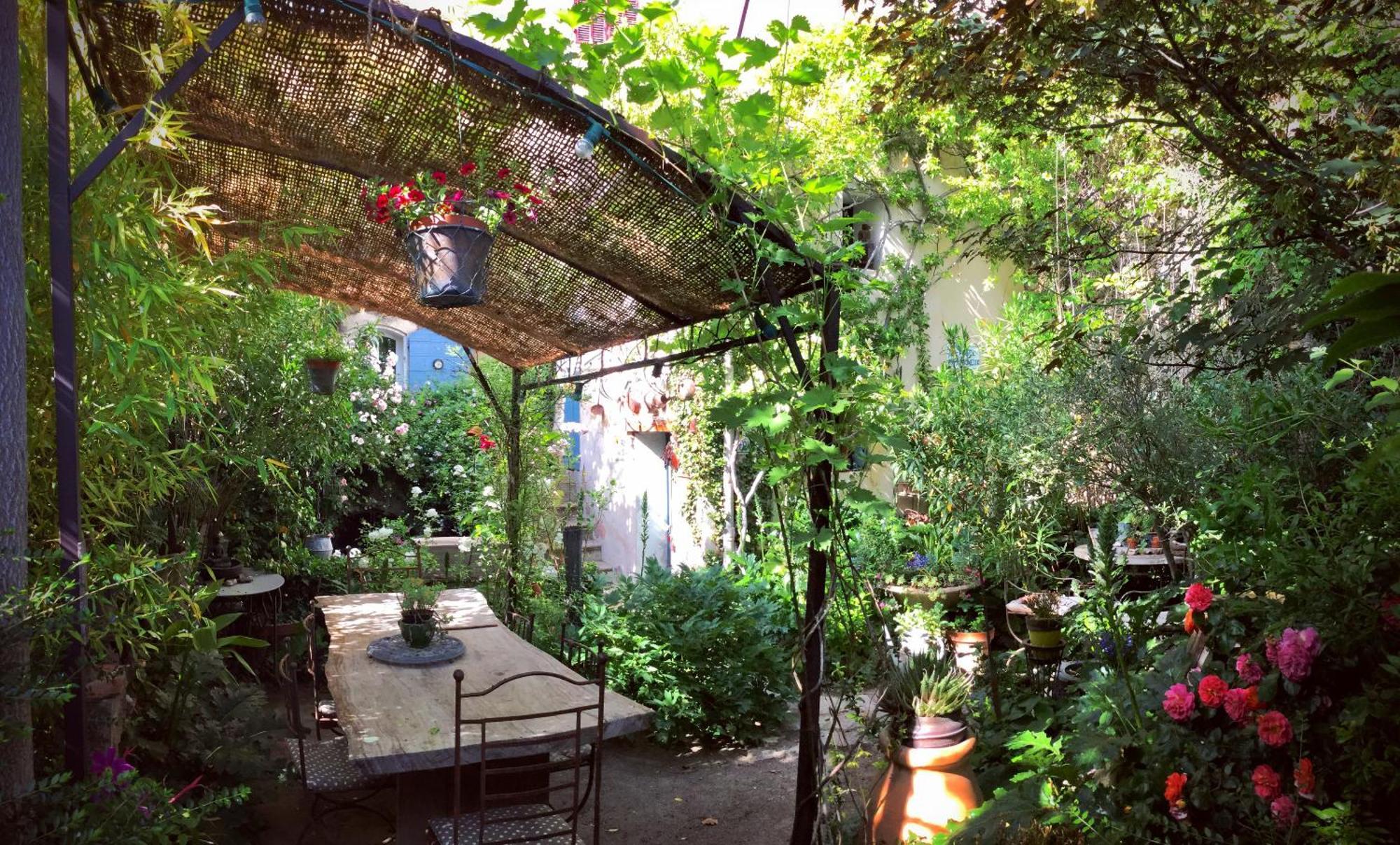 فندق Au Puits De La Fontaine Tavernes المظهر الخارجي الصورة