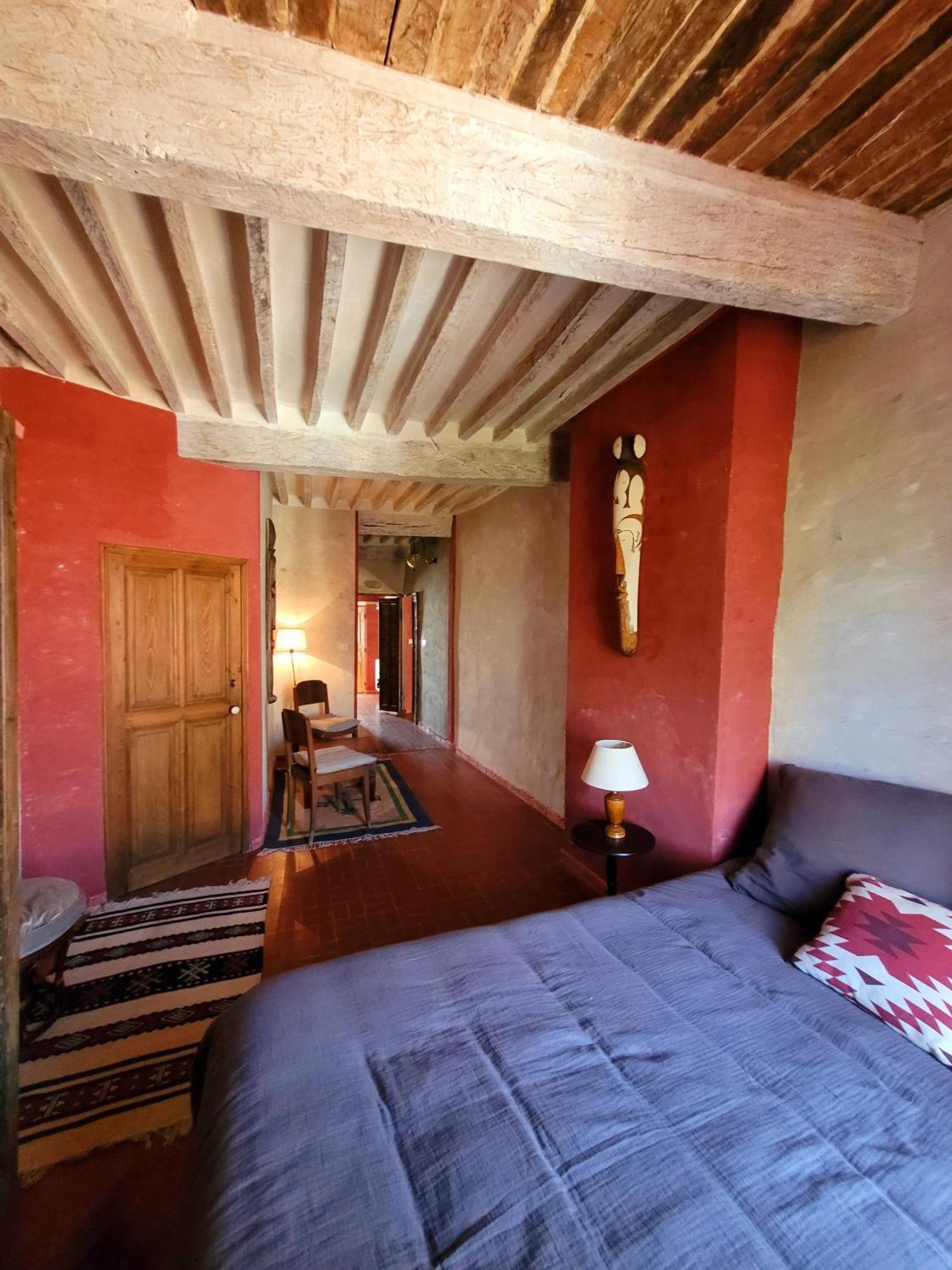 فندق Au Puits De La Fontaine Tavernes الغرفة الصورة